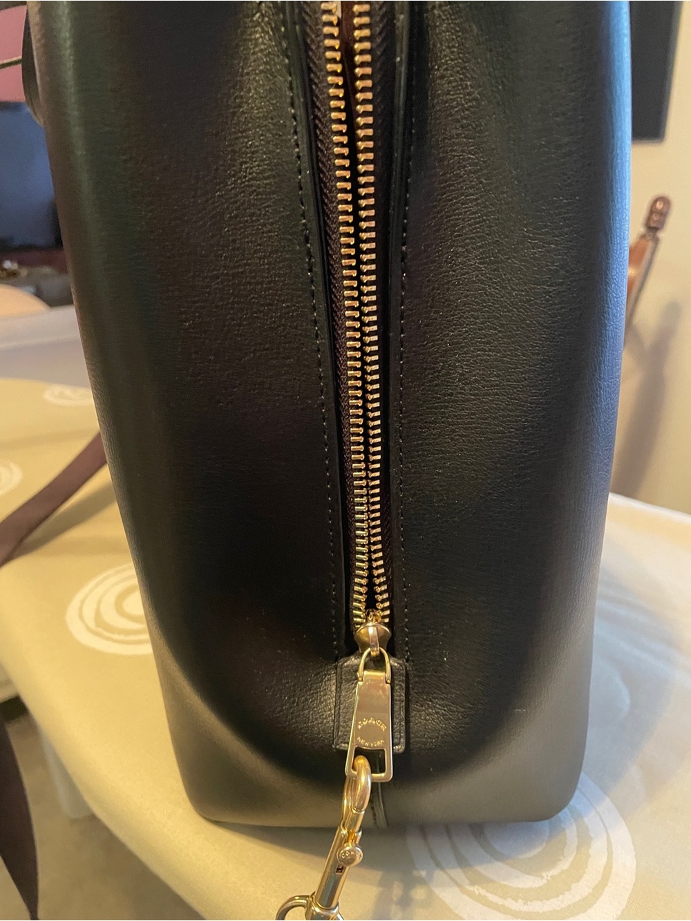 Coach Black Leather By Far “Bar” - Picture 2 of 4
